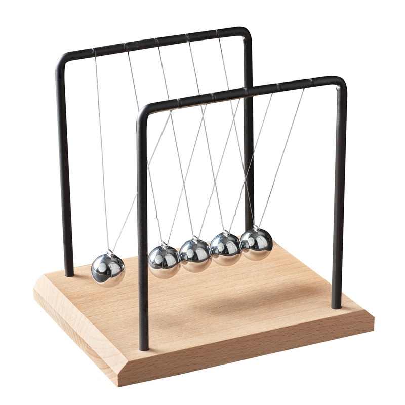 Newton's Cradle 18cm Desk Accessory