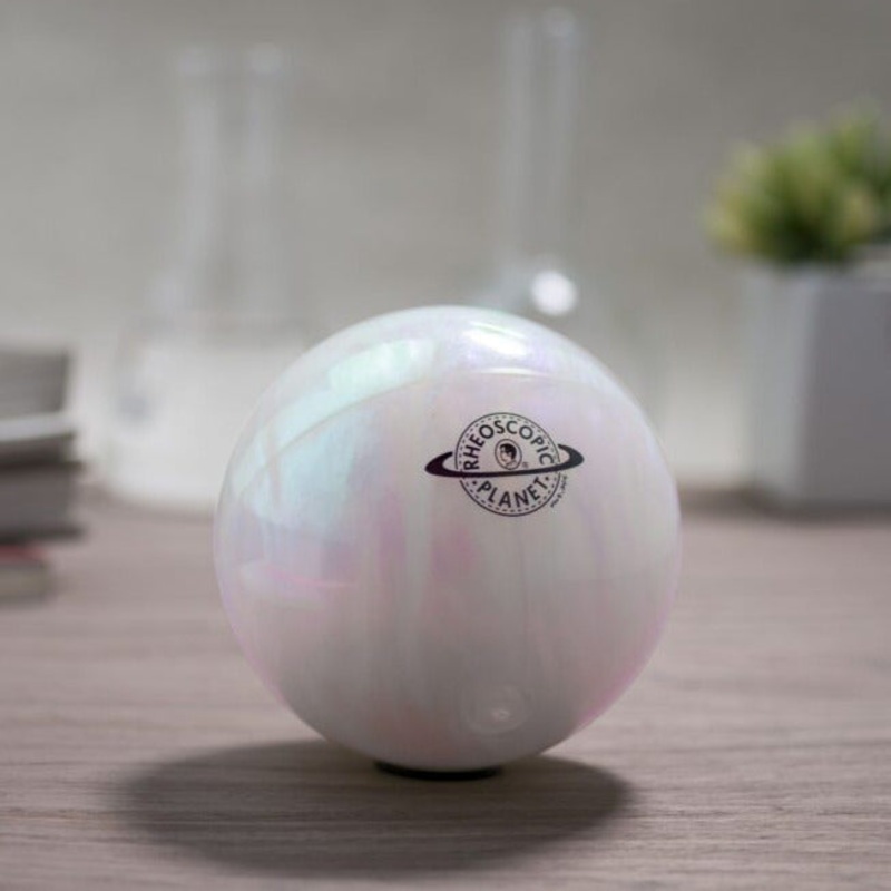 Rheoscopic Fluid Planet Pluto (White)