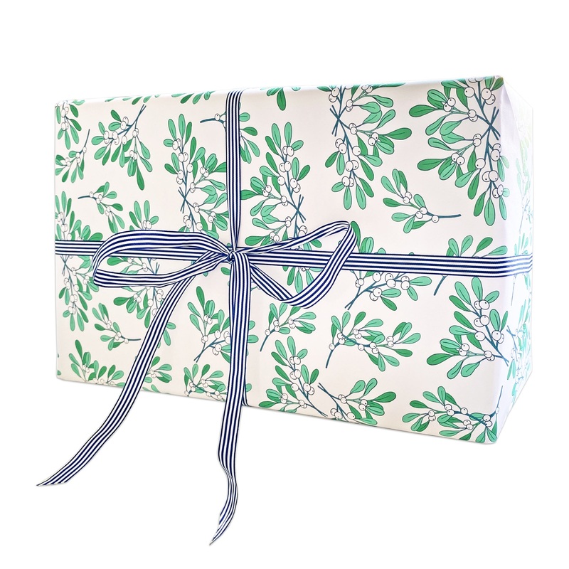 White Mistletoe Sheet Wrap