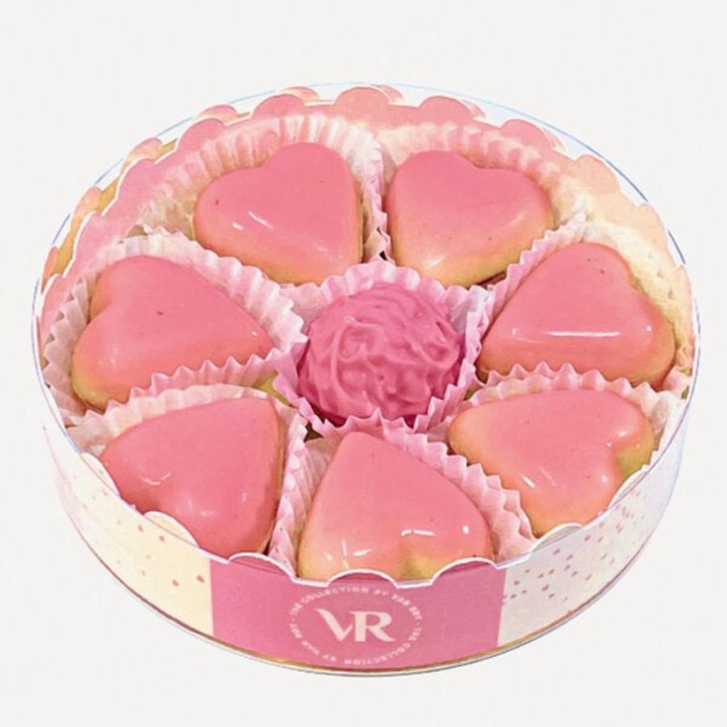 Gift Box with Caramel Blushed Hearts and Marc de Champagne Truffle Chocolates 110g
